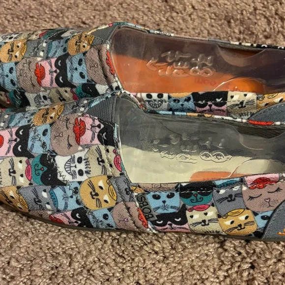 Colorful Cat Print Memory Foam women’s Shoe size 8.5 - Picture 2 of 4
